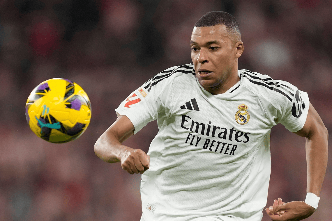 关于姆巴佩在澳大利亚队比赛中夺冠，刷新纪录引发热议！引发球迷热议的信息