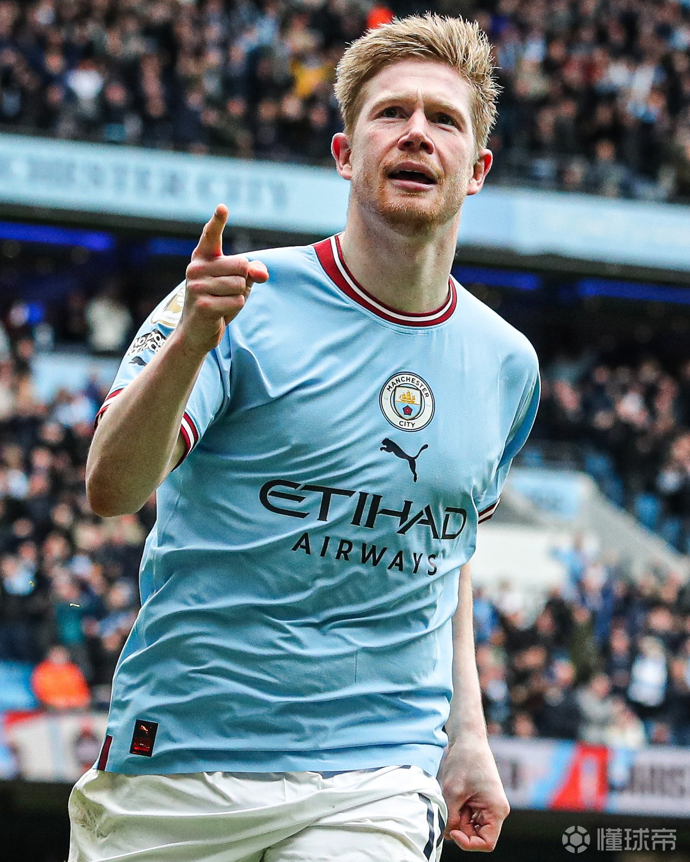 里程碑夜洛杉矶湖人门线救险；英超冲刺阶段刷纪录；气氛紧张；赛程密集仍需轮换的简单介绍